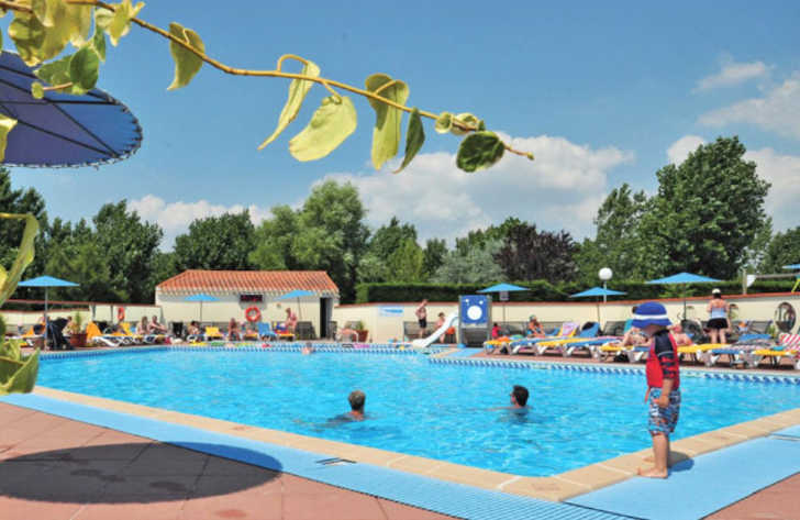 Bel Campsite Facilities Pool