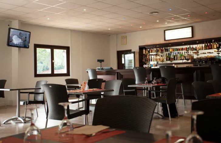 Camping Paris Est Bar