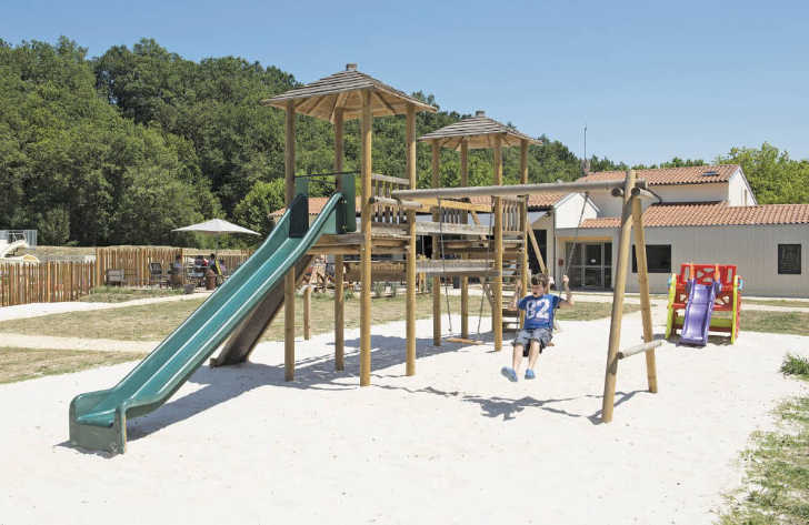 Camping Pomport Beach Childrens Playground