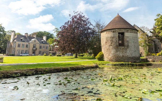 Chateau Lez Eaux Campsite