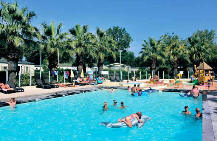 Holiday Marina Swimming Pool