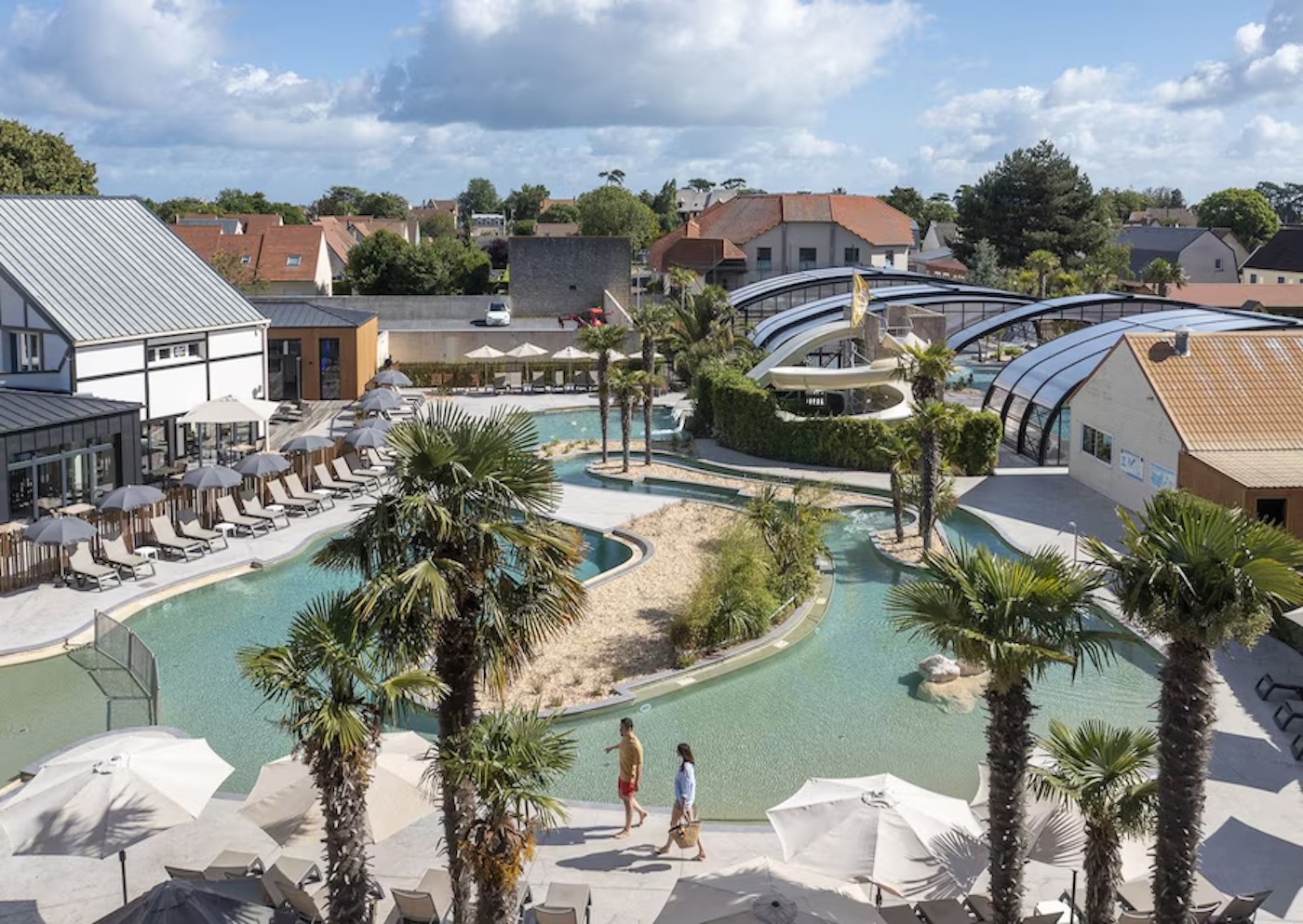 Camping La Cote de Nacre Swimming Pool Complex