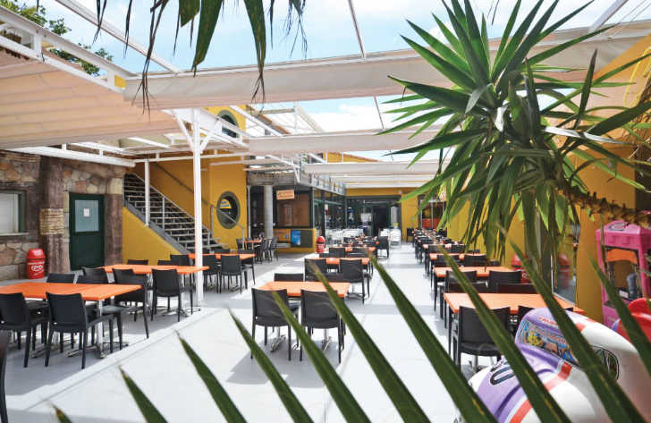 La Sirene Eating Area
