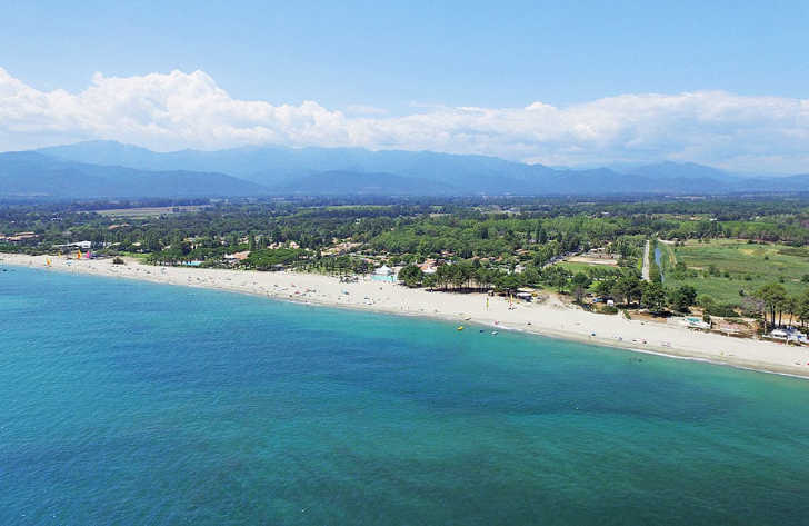 Marina Derba Rossa Ghisonaccia Corsica Go Camp France