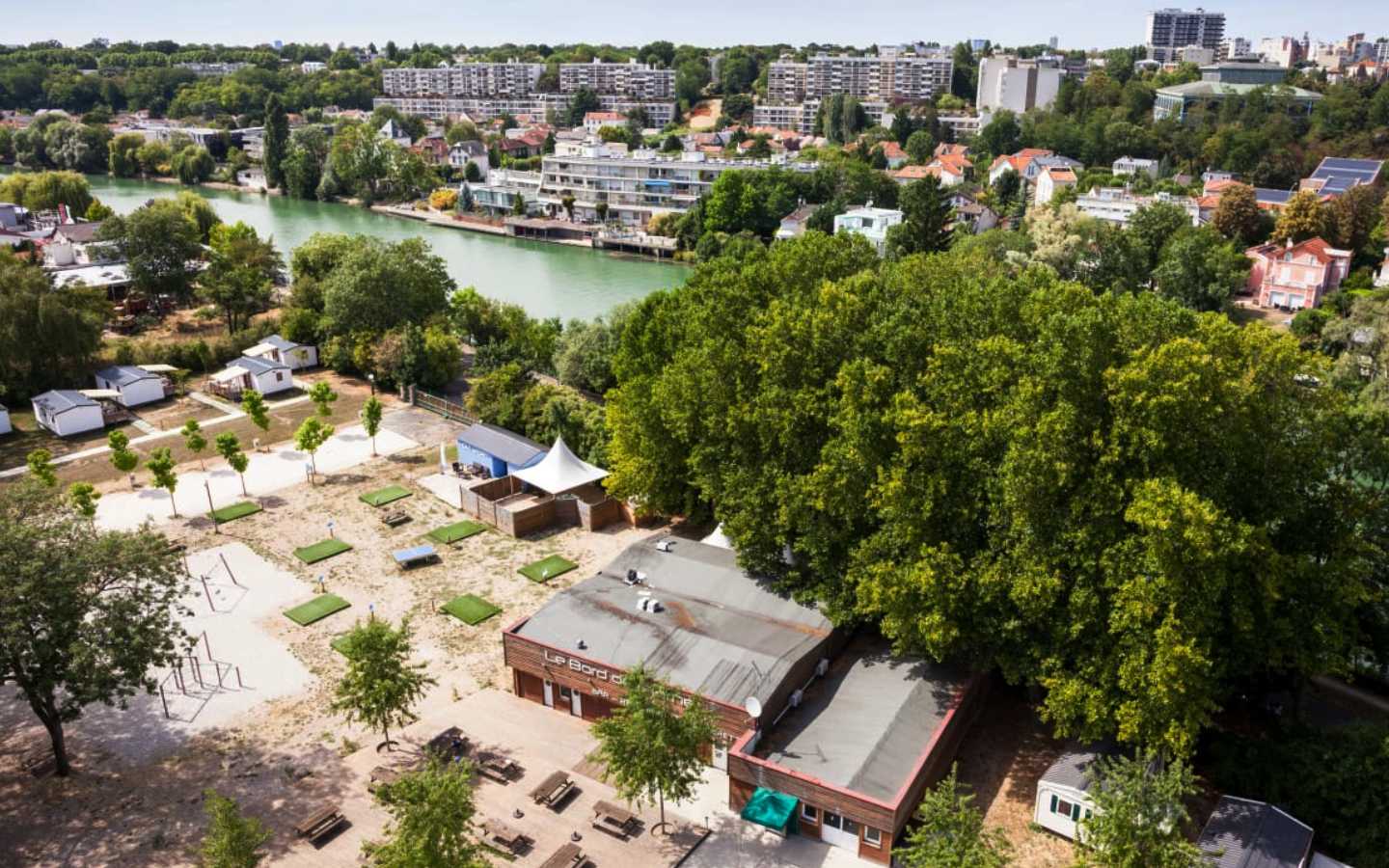 Paris Est campsite
