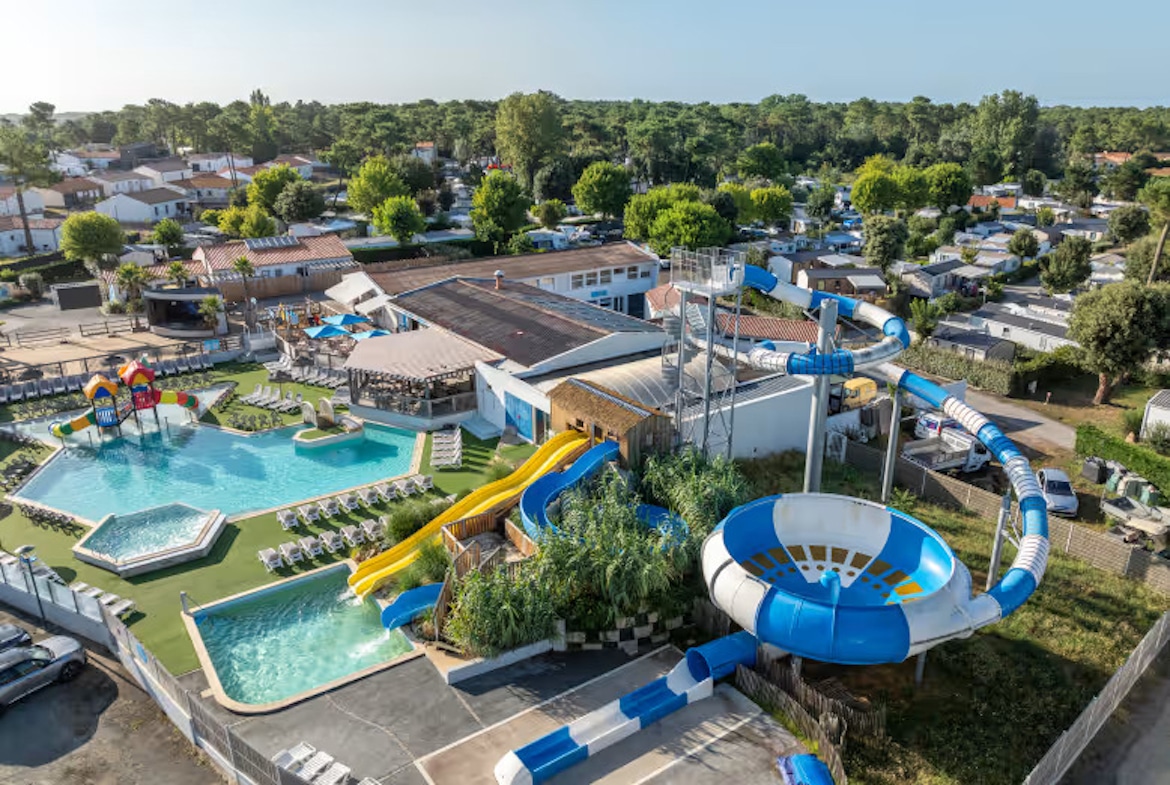 Water slides at Camping Zagarella – fun-filled pool area for families in the Vendée.